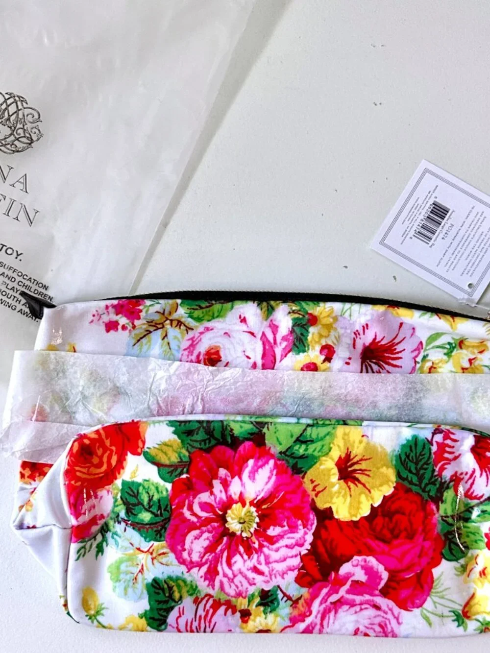 Anna Griffin Annalise Large Floral Cosmetic Bag NEW WITH TAGS